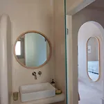 Отель Salt Paros 4*