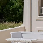 Salt Paros Отель