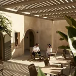 Salt Paros Отель