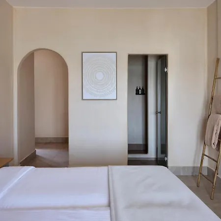 Ξενοδοχείο Salt Paros 4*